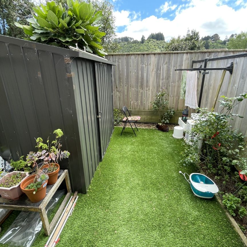 One bedroom townhouse in sunny Taita - Photo 1