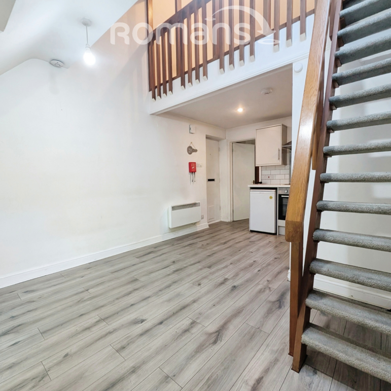 1 bedroom flat to rent - Photo 1