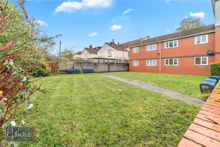 Filton Road, - Photo 5