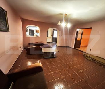 Vilă 314 mp | 6 camere | Curte proprie | Crangasi - Podu... - Photo 2