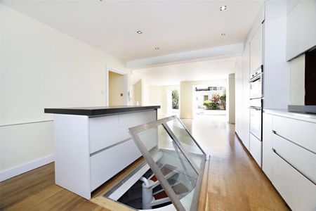 Goldhawk Road, London, W12 8EJ - Photo 4