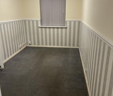 2 bedroom ground floor maisonette to rent - Photo 4