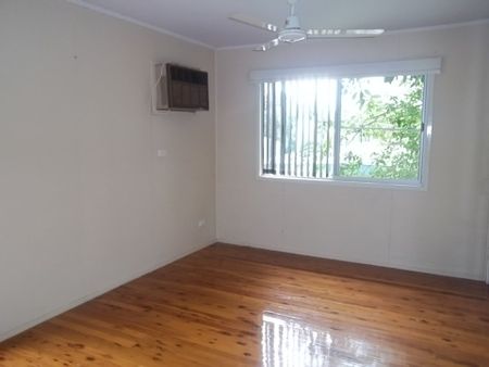 4 Bedroom Split Level Home - Photo 2