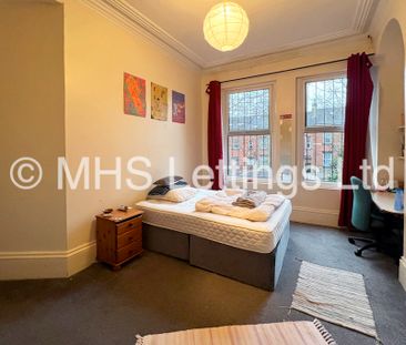 7 Bedroom Mid Terraced House for rent in Hyde Park Road - Photo 3