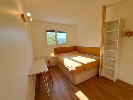 Appartement 6 pièces meublé de 92m² à Champs Sur Marne - 620€ C.C. - Photo 4