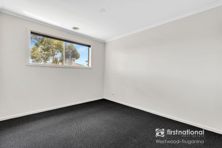 23 Nighthawk Road, 3029, Tarneit Vic - Photo 2