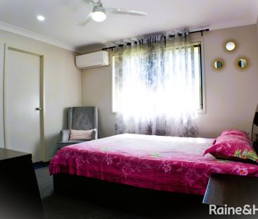 Modern 4-bedroom fully furnished family home - Photo 3