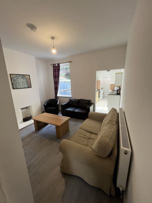 519 HARBORNE PARK ROAD - Photo 1