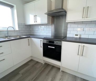 3 bedroom apartment to rent - Photo 4