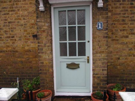 2 bedroom semi-detached house to rent - Photo 5