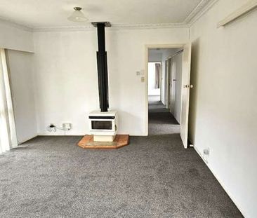 3 Bedrooms in PAKURANGA - Photo 2