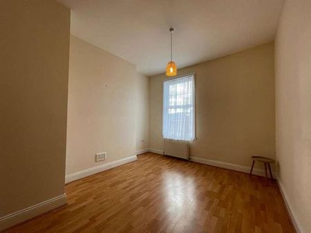 St Nicholas Street, Scarborough, YO11 - Photo 5