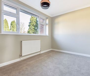 Court Close, Liphook - 3 bedrooms Property for lettings - Seymours - Photo 5