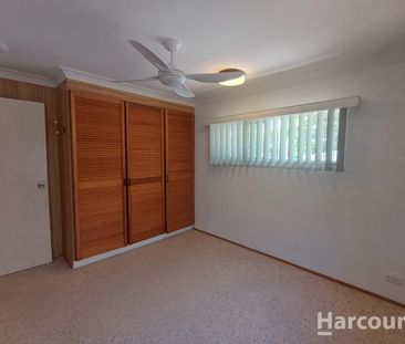 4 Saunders Street, Point Vernon, Qld 4655 - Photo 2