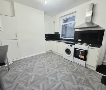 Stoodley Terrace, Halifax - Photo 5