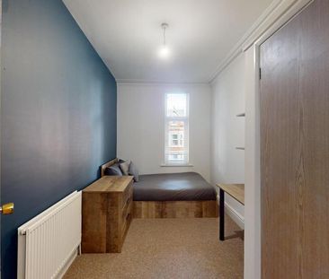 6 bedroom house to rent - Photo 4
