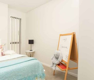 MANGERE BRIDGE, 3 BEDROOMS - Photo 2