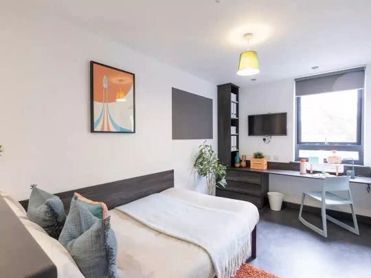 Gold En-suite - Photo 1