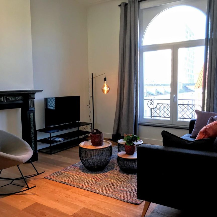 Flat - for rent - Photo 1