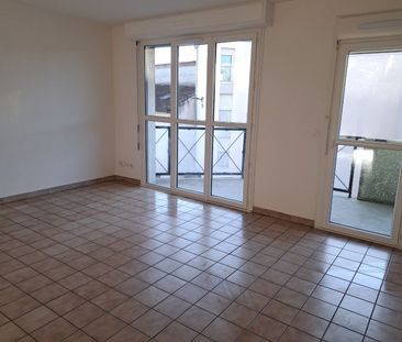 Appartement À Louer 3 Pièces , 83 M² - Photo 2