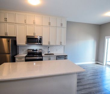 For Lease - 102 Grovewood Common Unit# 632, Oakville, Ontario - Photo 6
