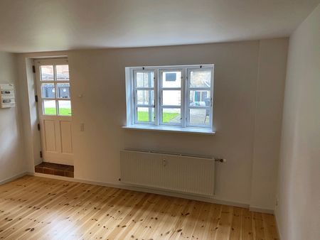 Skøn studievenlig lejlighed - Photo 3