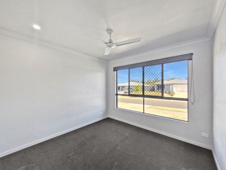 NEAR NEW 4 BEDROOM HOME IN TOLGA - Photo 4