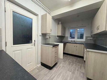 East Avenue, Donnington, Telford, TF2 - Photo 3