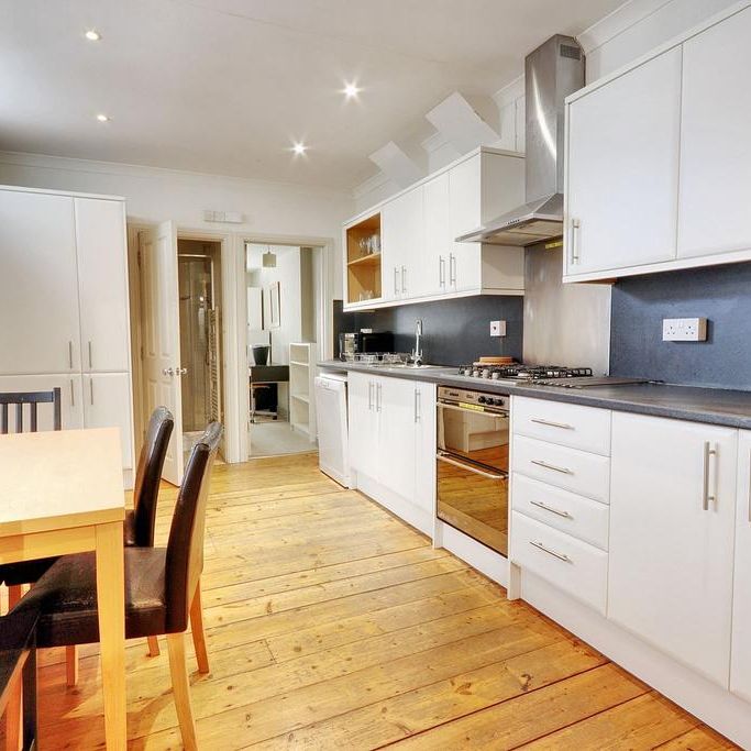 5 bedroom terraced house to rent - Photo 1