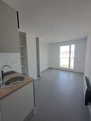 Location Appartement 1 pièce 18m² NIMES 30000 - Photo 1