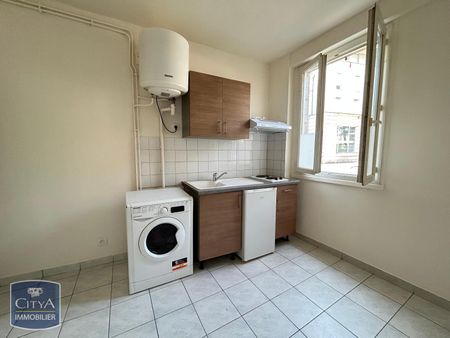 Location Appartement 2 pièces 18m² NIORT 79000 - Photo 2