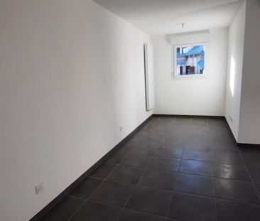 Location Appartement 2 pièces 47m² THONON LES BAINS 74200 - Photo 3
