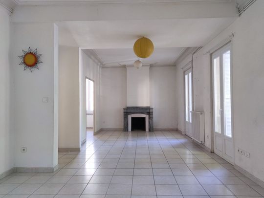 Location Appartement 4 pièces 114m² NARBONNE 11100 - Photo 1
