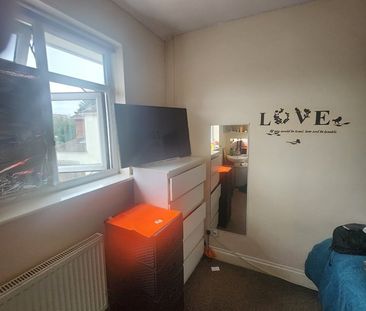 Bedsit, Beechwood Avenue, HA2 - Photo 1