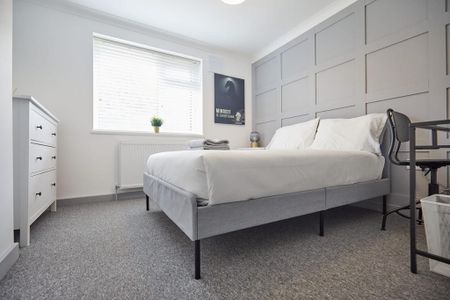 5 bedroom terraced house to rent - Photo 3