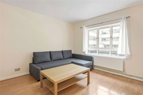 A large one bedroom property in the heart of the City. - Photo 1