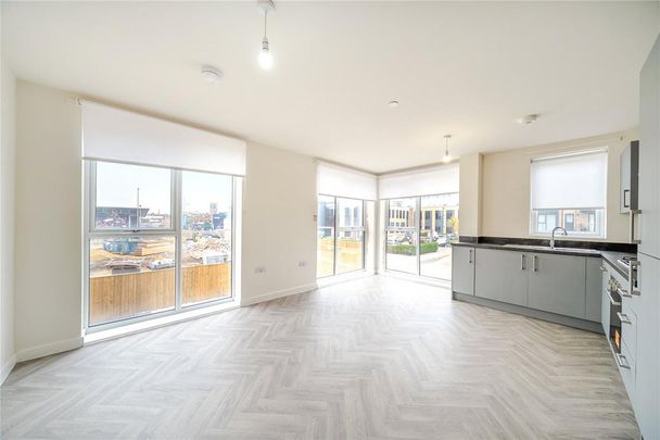 2 bedroom flat to rent - Photo 1