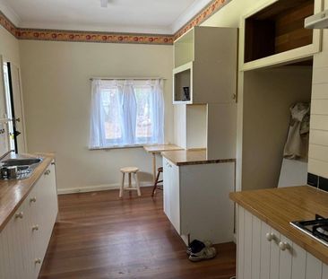 Springdale - Photo 3