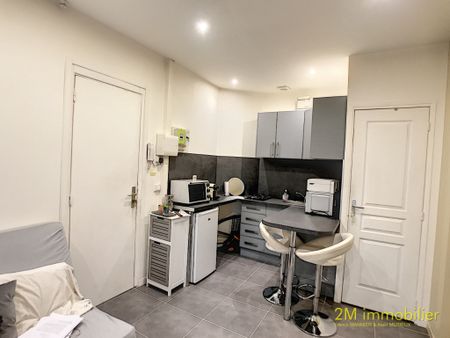 Location Appartement 1 pièce 15m² - Photo 4