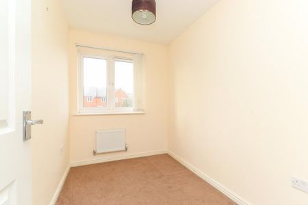 3 bedroom end of terrace house to rent - Photo 3