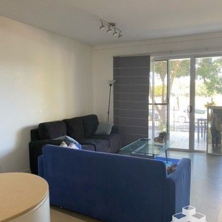 FURNISHED APARTMENT CLOSE TO BOND UNIVERSITY - Photo 1