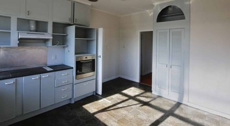 Spacious Family Home ! - Photo 4