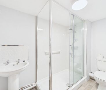 2 bedroom house to rent - Photo 1