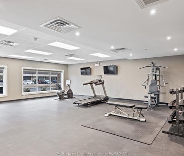 For Lease - 11870 TECUMSEH Road Unit# 411, Tecumseh, Ontario - Photo 1