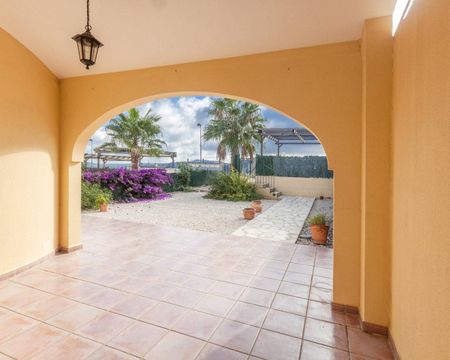 Villa for rent in Gata de Gorgos - Photo 4