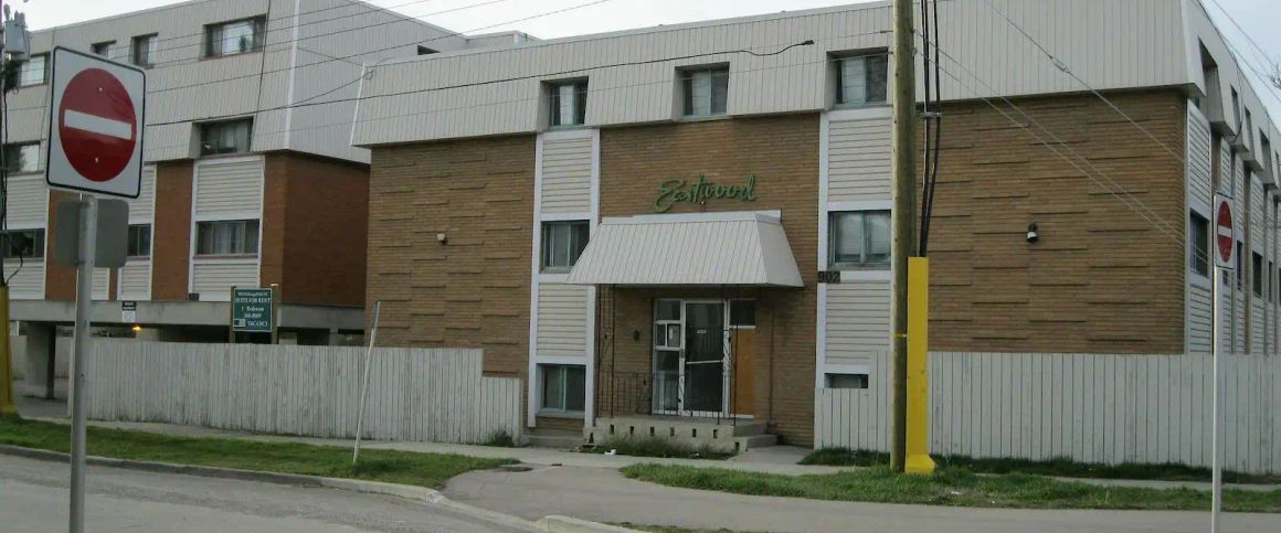 price reduced — 1 Bedroom Apartment - Photo 1