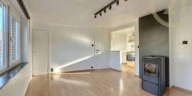 Appartement te huur in Tamines voor € 725 met 1 slaapkamer - Photo 1