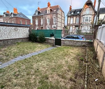 Location Maison 6 pièces 115m² - Photo 4