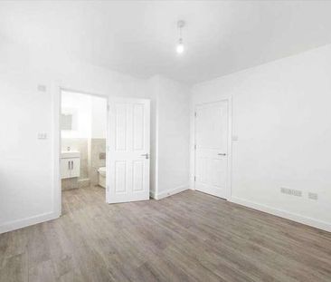 Avyo Court, Norbury Avenue, London, SW16 - Photo 5
