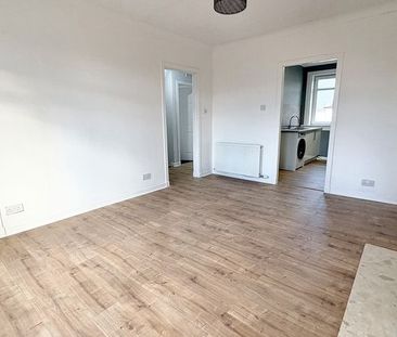 2 Bed Flat, Brownside Drive, G13 - Photo 1